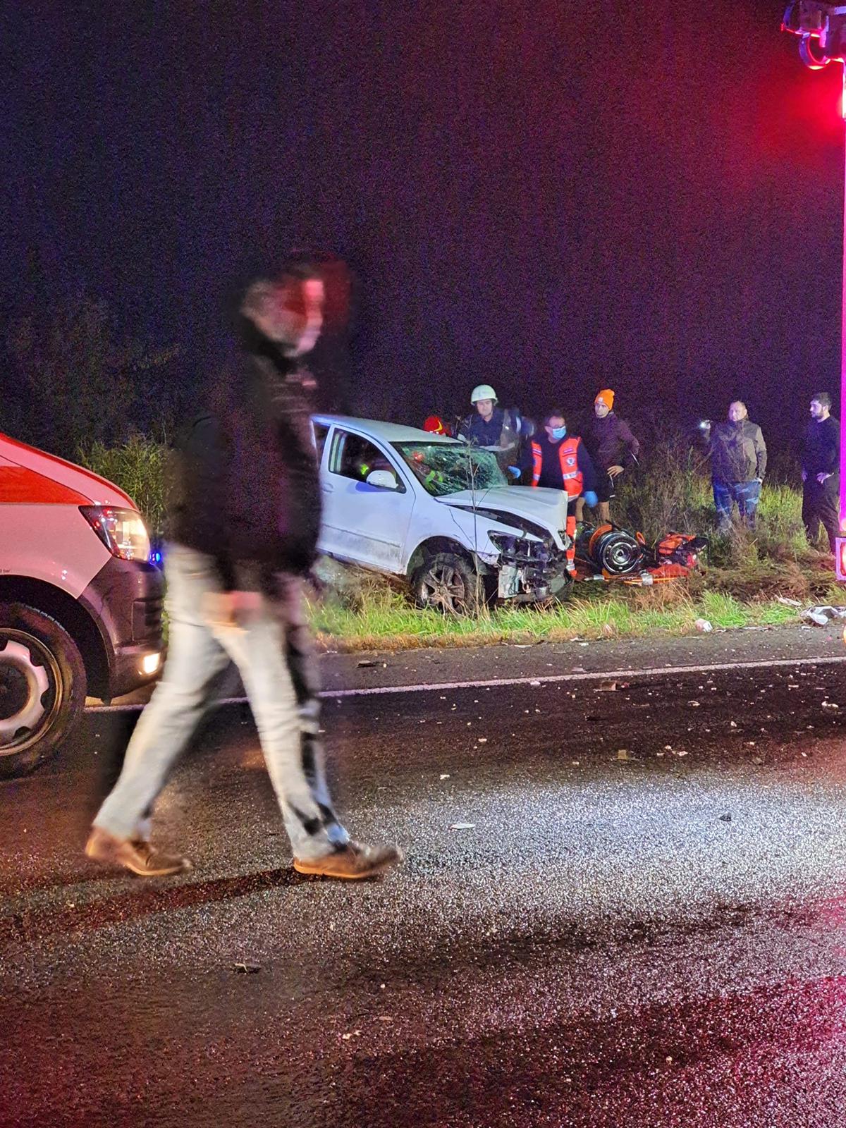 FOTO/VIDEO: Două accidente în nicio jumătate de oră: Unul în Sîngeorz, altul în Beclean FOTO/VIDEO: Două accidente în nicio jumătate de oră: Unul în Sîngeorz, altul în Beclean