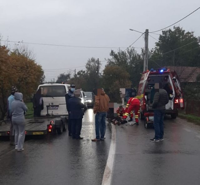 Femeie din Săsarm, în stop cardio-respirator după ce a fost accidentată de o mașină