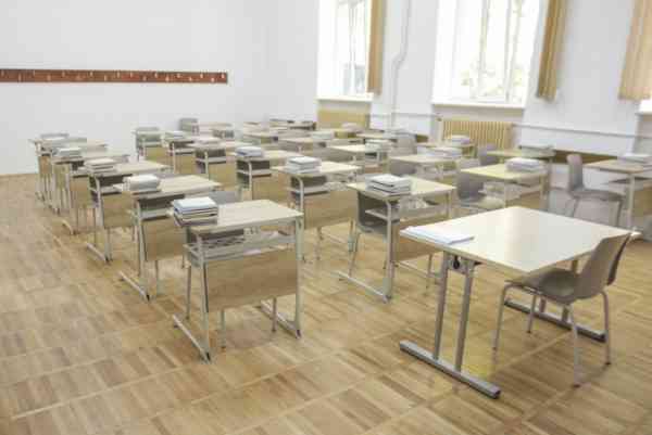 Școlile din oraș nu se închid. Situația din fiecare unitate este analizată zilnic