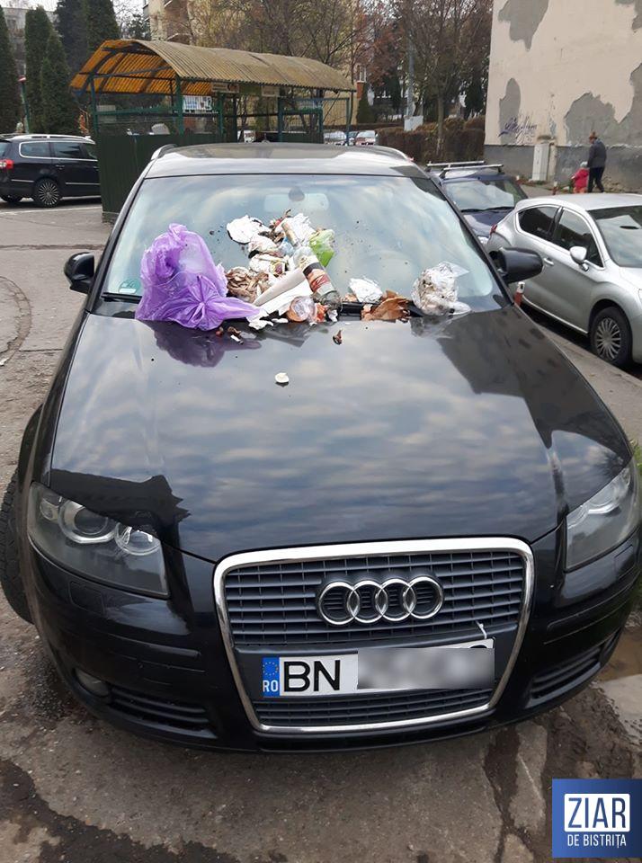 Cum s-au răzbunat clujenii pe un autoturism din Bistrița-Năsăud parcat neregulamentar? Cum s-au răzbunat clujenii pe un autoturism din Bistrița-Năsăud parcat neregulamentar?