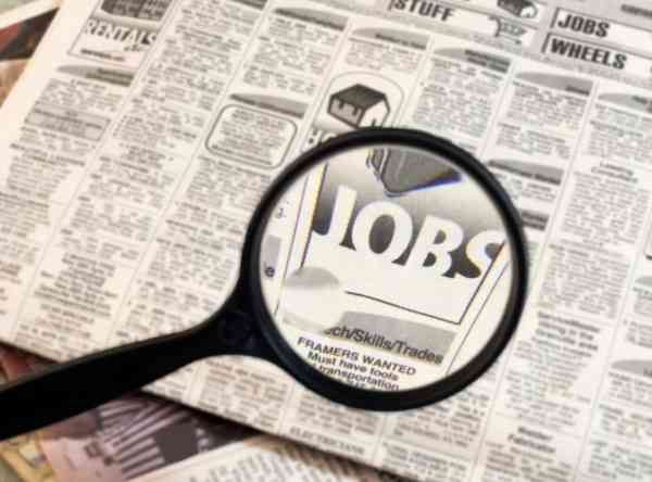 Peste 4.000 de șomeri în Bistrița-Năsăud. Câți beneficiază de indemnizații Peste 4.000 de șomeri în Bistrița-Năsăud. Câți beneficiază de indemnizații
