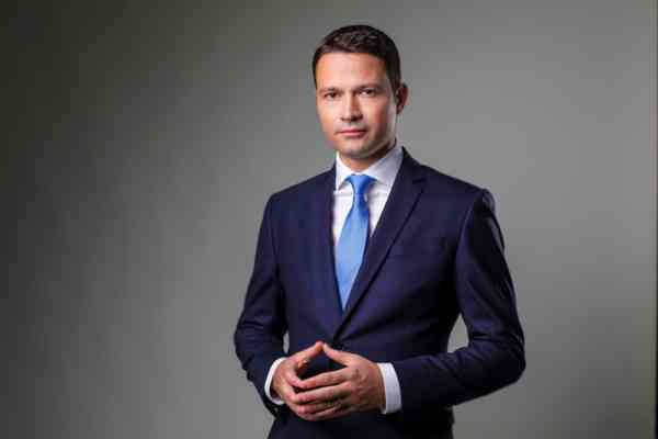 Deputatul PNL Robert Sighiartău a eliminat birul pus de PSD pe munca românilor cu venituri mici Deputatul PNL Robert Sighiartău a eliminat birul pus de PSD pe munca românilor cu venituri mici
