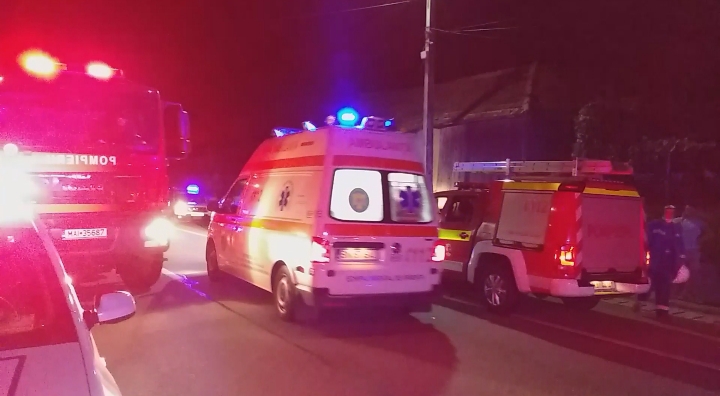 Neatenția și graba l-au băgat în spital. CE a pățit un bărbat care a trecut pe roșu Neatenția și graba l-au băgat în spital. CE a pățit un bărbat care a trecut pe roșu