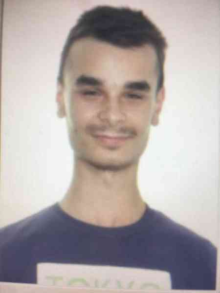 Tânăr care a plecat de acasă și nu s-a mai întors, căutat de polițiști