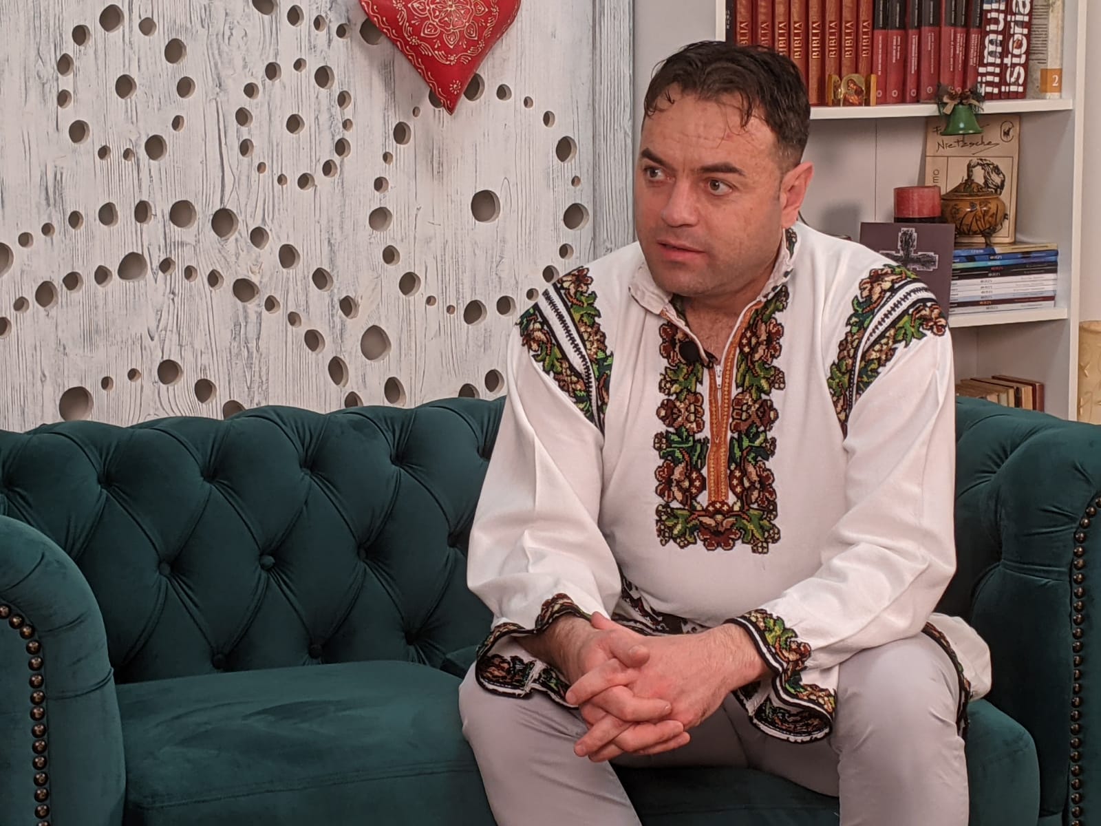 VIDEO:  Primarul Viluț Mezdrea din Poiana Stampei, despre aspectele pozitive ale pandemiei de coronavirus