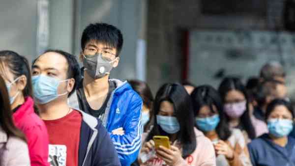 Numărul infectaților din Wuhan este de 10 ori mai mare decât raportările oficiale
