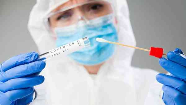 Urmează valul trei de pandemie. Vaccinarea devine esențială