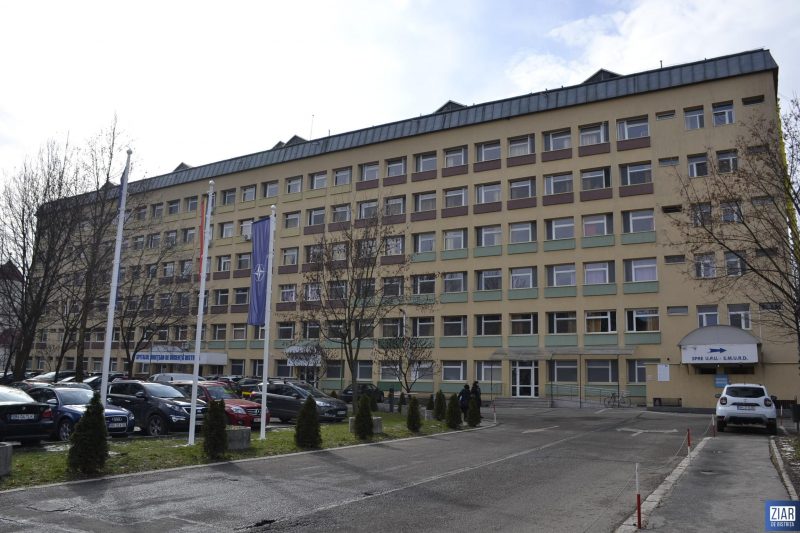 Medic ginecolog de la Spitalul Județean de Urgență Bistrița, trimis în judecată Medic ginecolog de la Spitalul Județean de Urgență Bistrița, trimis în judecată