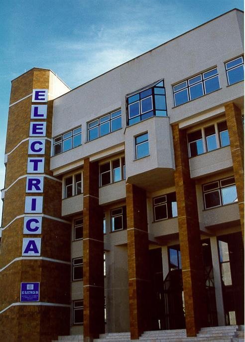 Greu de decis furnizorul de energie electrică! Avem de ales între zeci de oferte! Greu de decis furnizorul de energie electrică! Avem de ales între zeci de oferte!