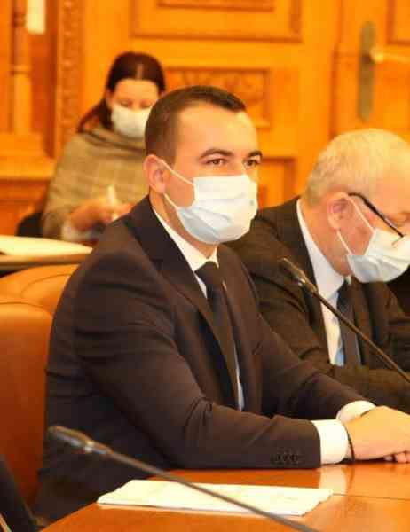 Deputatul Bogdan Ivan (PSD) critică decizia prin care s-au reintrodus măsurile restrictive în municipiul Bistrița. ”O decizie din pix, de pe o zi pe alta” Deputatul Bogdan Ivan (PSD) critică decizia prin care s-au reintrodus măsurile restrictive în municipiul Bistrița. ”O decizie din pix, de pe o zi pe alta”