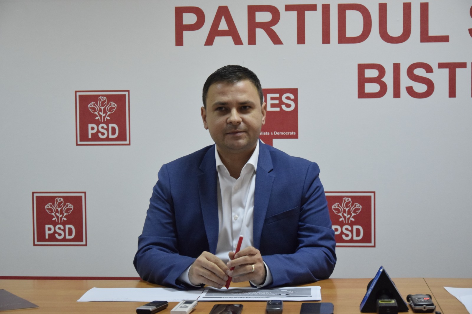 VIDEO – Deputatul Daniel Suciu: E clar de ce la Bistrița mai e nevoie de un subprefect! Ca să știe CUM să comunice