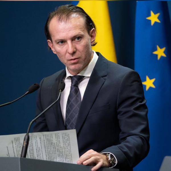 Premierul Florin Cîțu declară că sunt șanse mari să se redeschidă școlile pe 8 februarie Premierul Florin Cîțu declară că sunt șanse mari să se redeschidă școlile pe 8 februarie