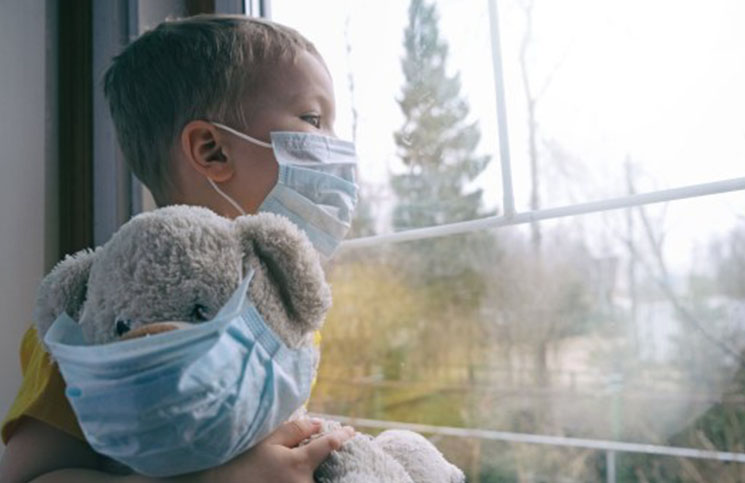 ABERANT: Părinții vaccinați, liberi să circule! Copiii lor, în carantină! ABERANT: Părinții vaccinați, liberi să circule! Copiii lor, în carantină!